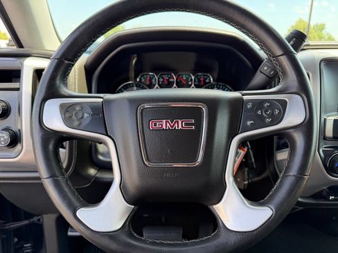 Used 2017 GMC Sierra 1500 SLE w/ SLE Value Package AWD/4WD image 16