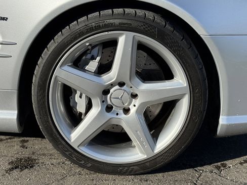 Used 2008 Mercedes-Benz SL 55 AMG w/ P1 Pkg image 31