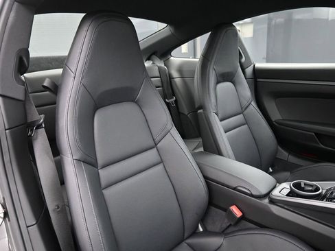 Certified 2024 Porsche 911 Carrera image 29