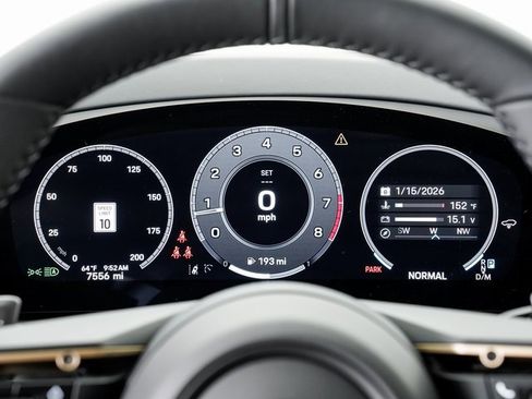 Used 2025 Porsche Cayenne GTS image 17