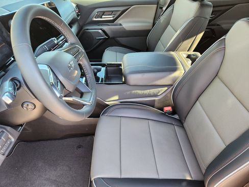 New 2026 Chevrolet Silverado EV Trail Boss image 9