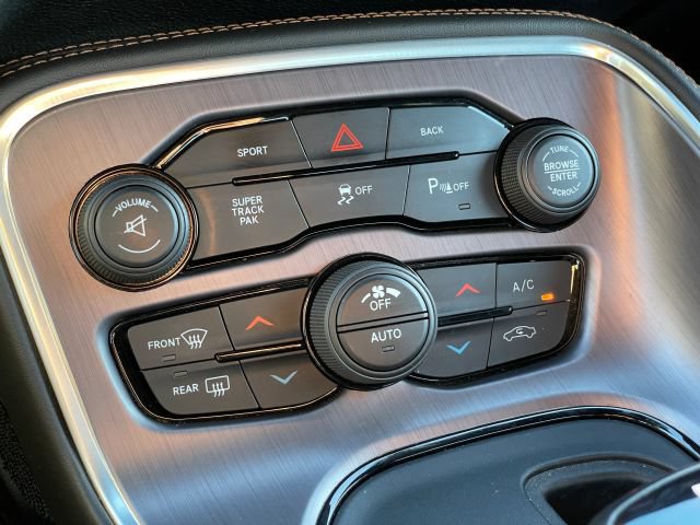 Used 2016 Dodge Challenger R/T Scat Pack RWD image 36