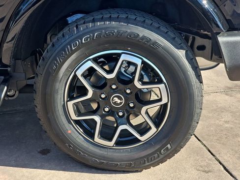 New 2025 Ford Bronco Outer Banks image 37