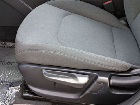 Used 2025 Kia K4 LXS FWD image 15