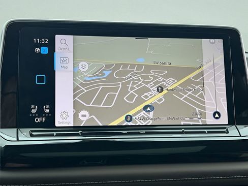 Certified 2025 Volkswagen Atlas SEL image 18