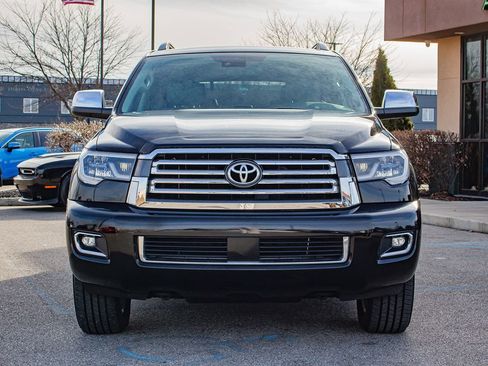 Used 2019 Toyota Sequoia Platinum image 2