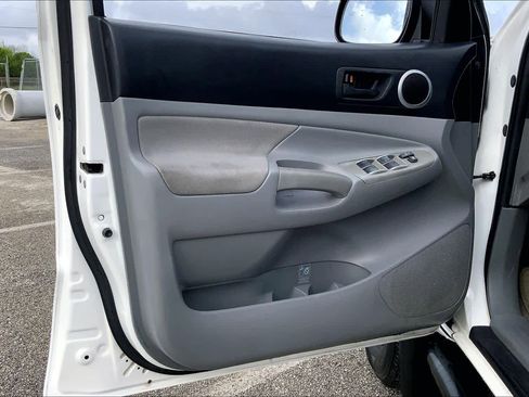 Used 2008 Toyota Tacoma PreRunner image 20