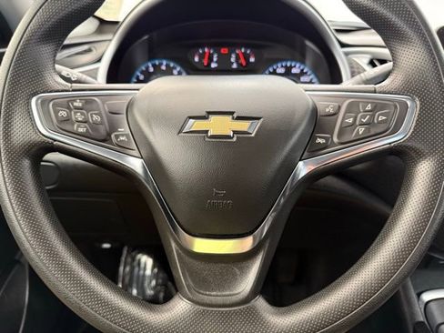 Used 2023 Chevrolet Malibu LT image 38