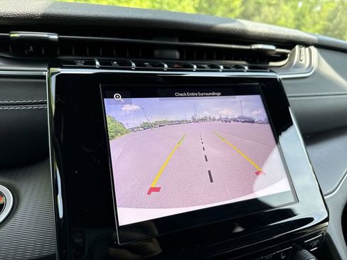 Used 2024 Jeep Grand Cherokee Altitude image 15