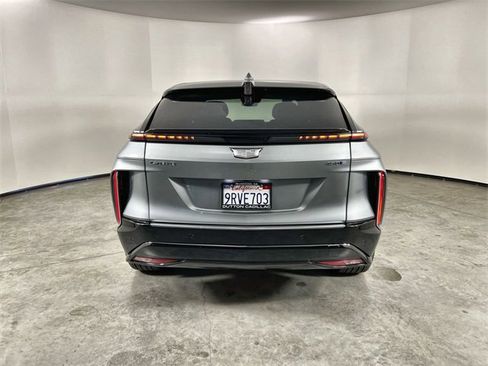 Used 2025 Cadillac Lyriq Luxury image 7