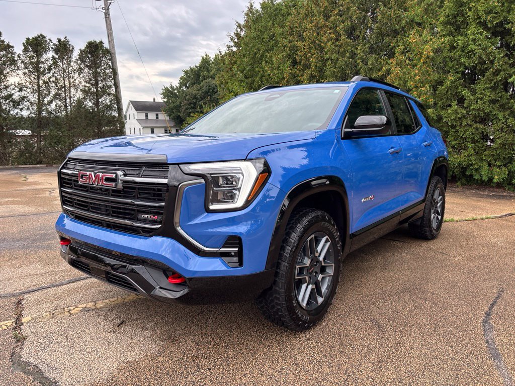 New 2027 GMC Terrain AT4 AWD/4WD image 3