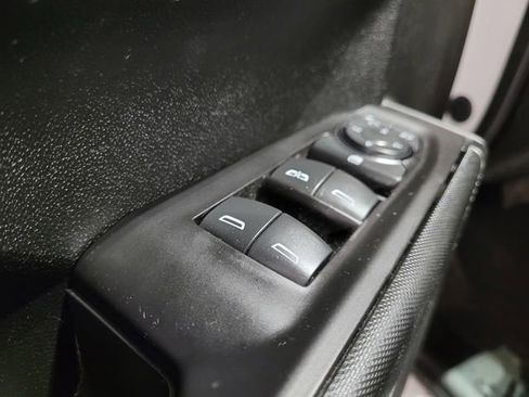 Used 2021 Chevrolet Silverado 1500 Custom w/ Rally Edition image 44