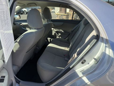 Used 2010 Toyota Corolla image 21