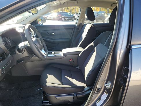 New 2025 Nissan Sentra SV w/ All-Weather Package image 6