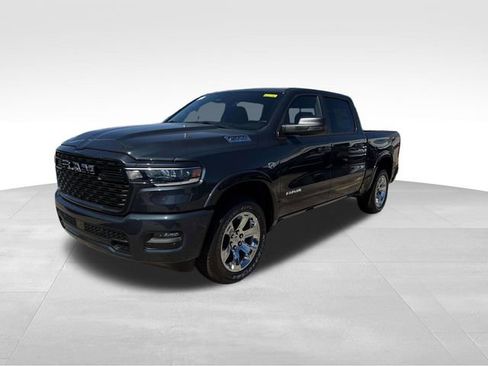 New 2026 RAM 1500 4x4 Crew Cab image 20