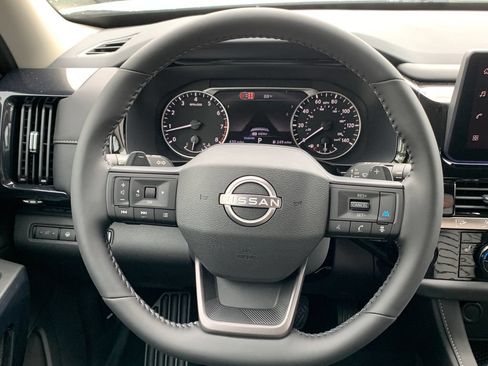 New 2026 Nissan Pathfinder SV w/ Cargo Package FWD image 9
