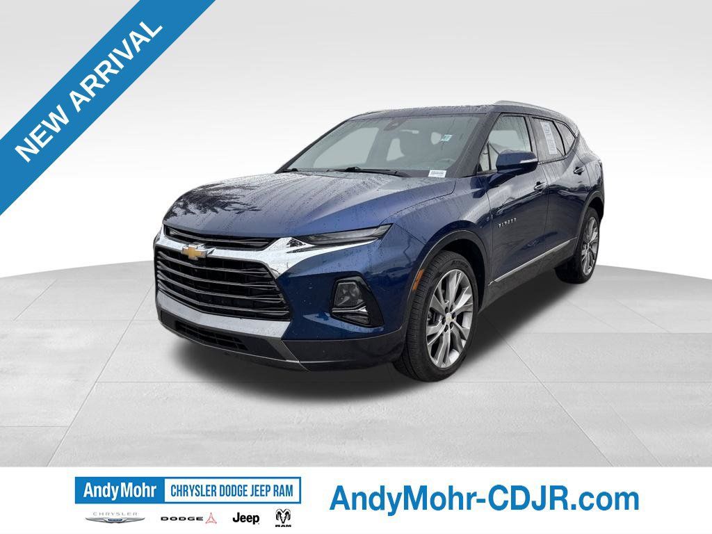 Used 2022 Chevrolet Blazer Premier w/ Enhanced Convenience Package FWD image 3