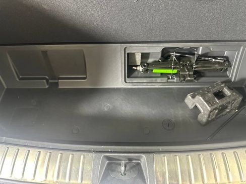 Used 2023 Hyundai Palisade Calligraphy AWD/4WD image 11
