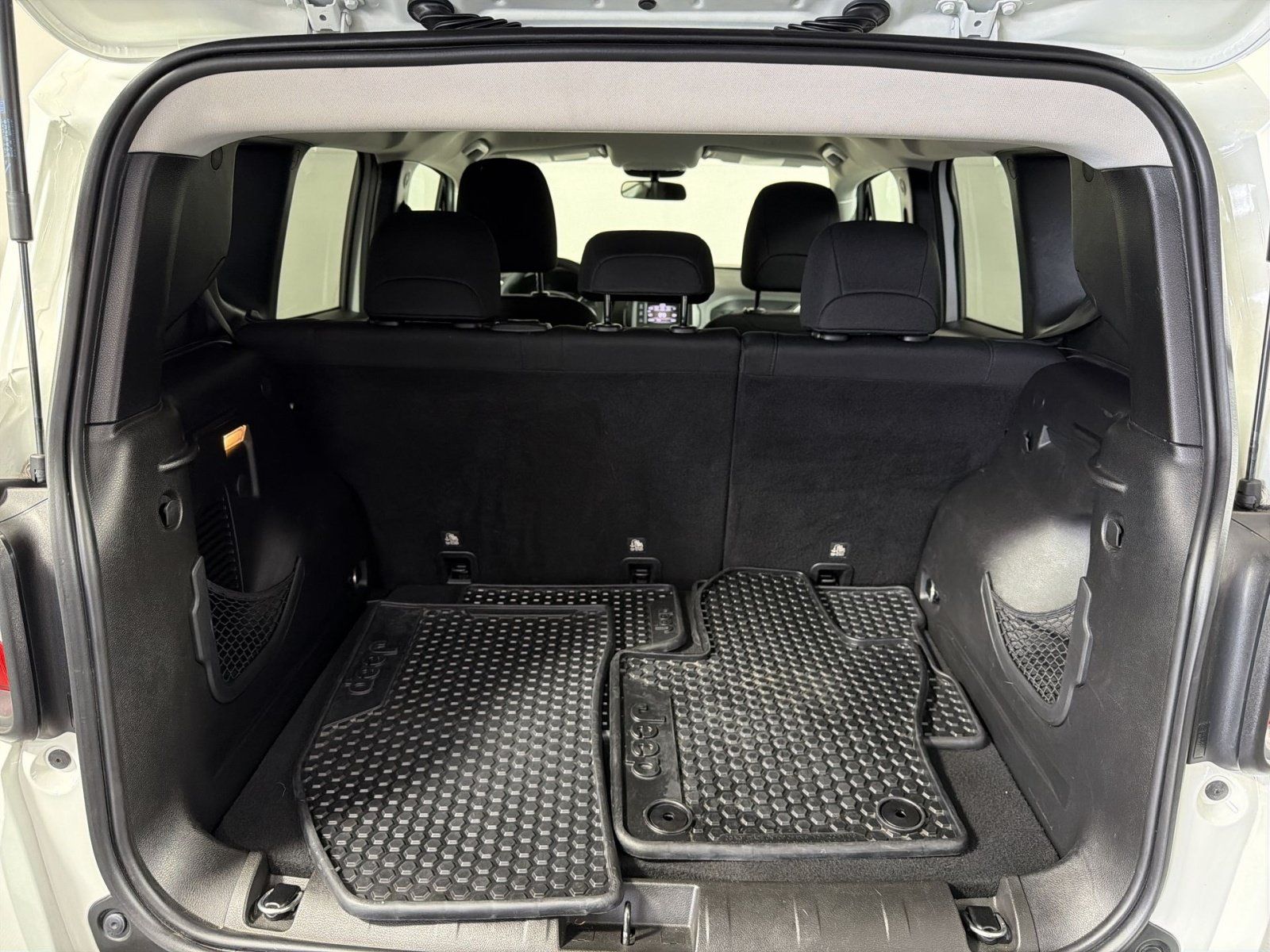 Used 2019 Jeep Renegade Sport AWD/4WD image 24