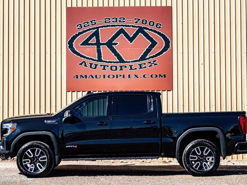Used 2022 GMC Sierra 1500 AT4 w/ AT4 Premium Package image 7
