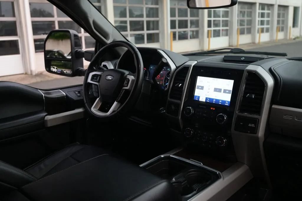 Used 2020 Ford F350 Lariat w/ Lariat Ultimate Package AWD/4WD image 52