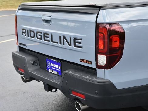 Used 2024 Honda Ridgeline TrailSport image 7