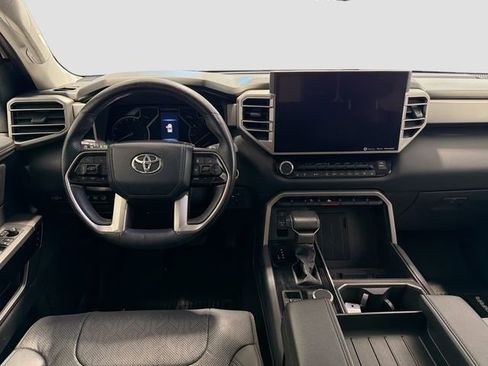 Used 2022 Toyota Tundra Limited w/ Power Package AWD/4WD image 20