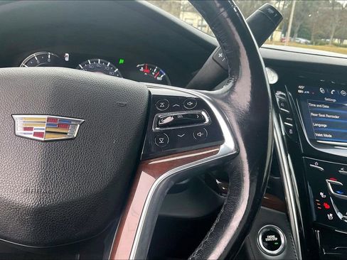 Used 2020 Cadillac Escalade ESV 2WD image 29