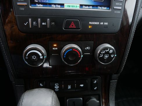 Used 2015 Chevrolet Traverse LT image 31