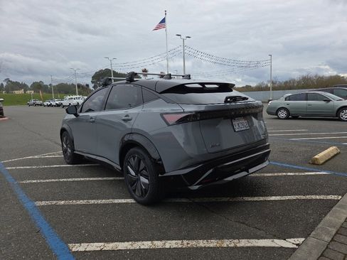 Used 2023 Nissan Ariya image 3