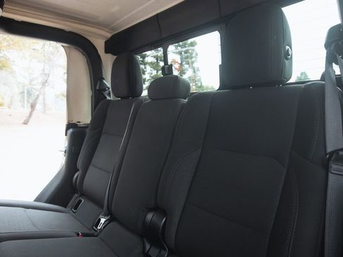 Used 2020 Jeep Gladiator Sport w/ Quick Order Package 24S image 18