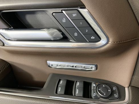 Used 2025 GMC Sierra 1500 Denali image 22