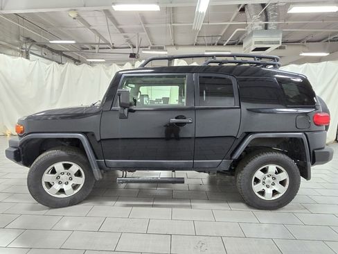 Used 2010 Toyota FJ Cruiser 4WD image 10