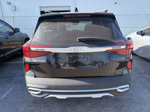 Used 2023 Kia Seltos S image 10