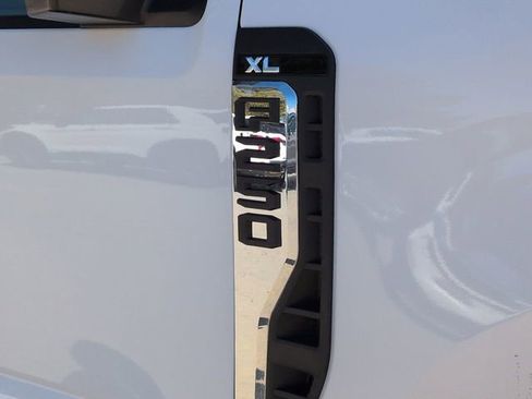 New 2026 Ford F250 XL image 12