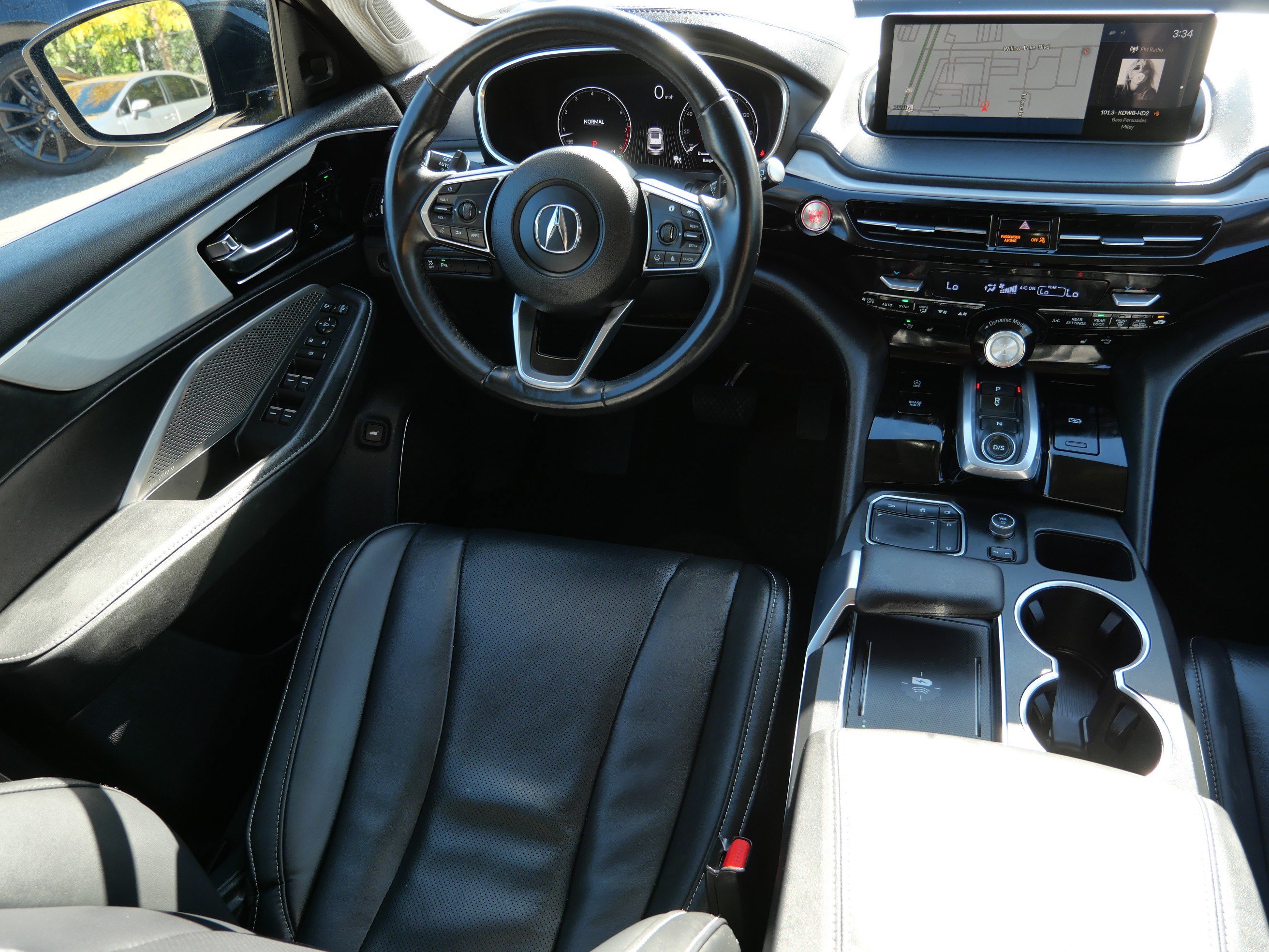 Used 2024 Acura MDX w/ Technology Package AWD/4WD image 9