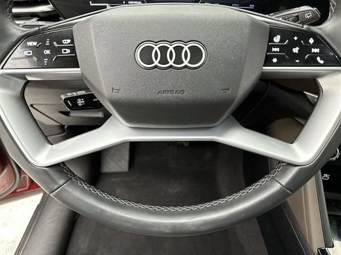 Used 2025 Audi Q5 Premium Plus w/ Premium Plus AWD/4WD image 14