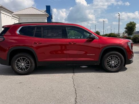 Used 2026 GMC Acadia Elevation FWD image 8