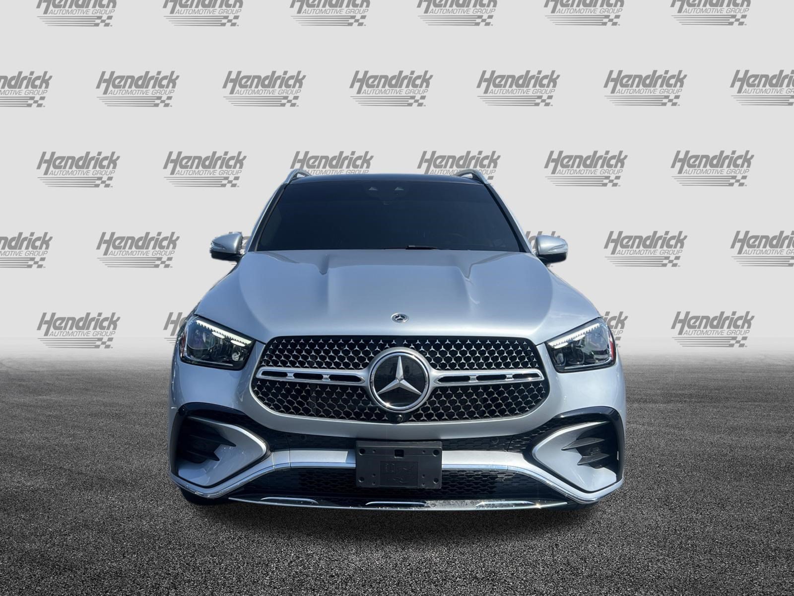 Used 2024 Mercedes-Benz GLE 450 4MATIC image 3