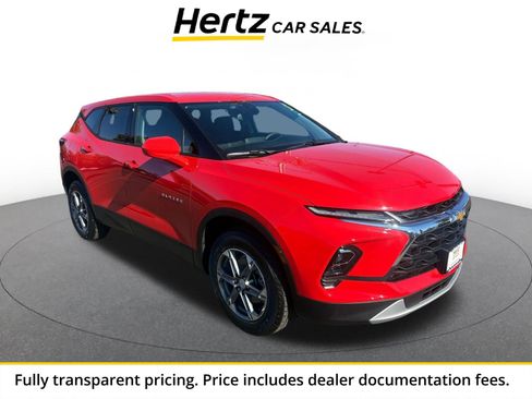 Used 2026 Chevrolet Blazer LT FWD image 1