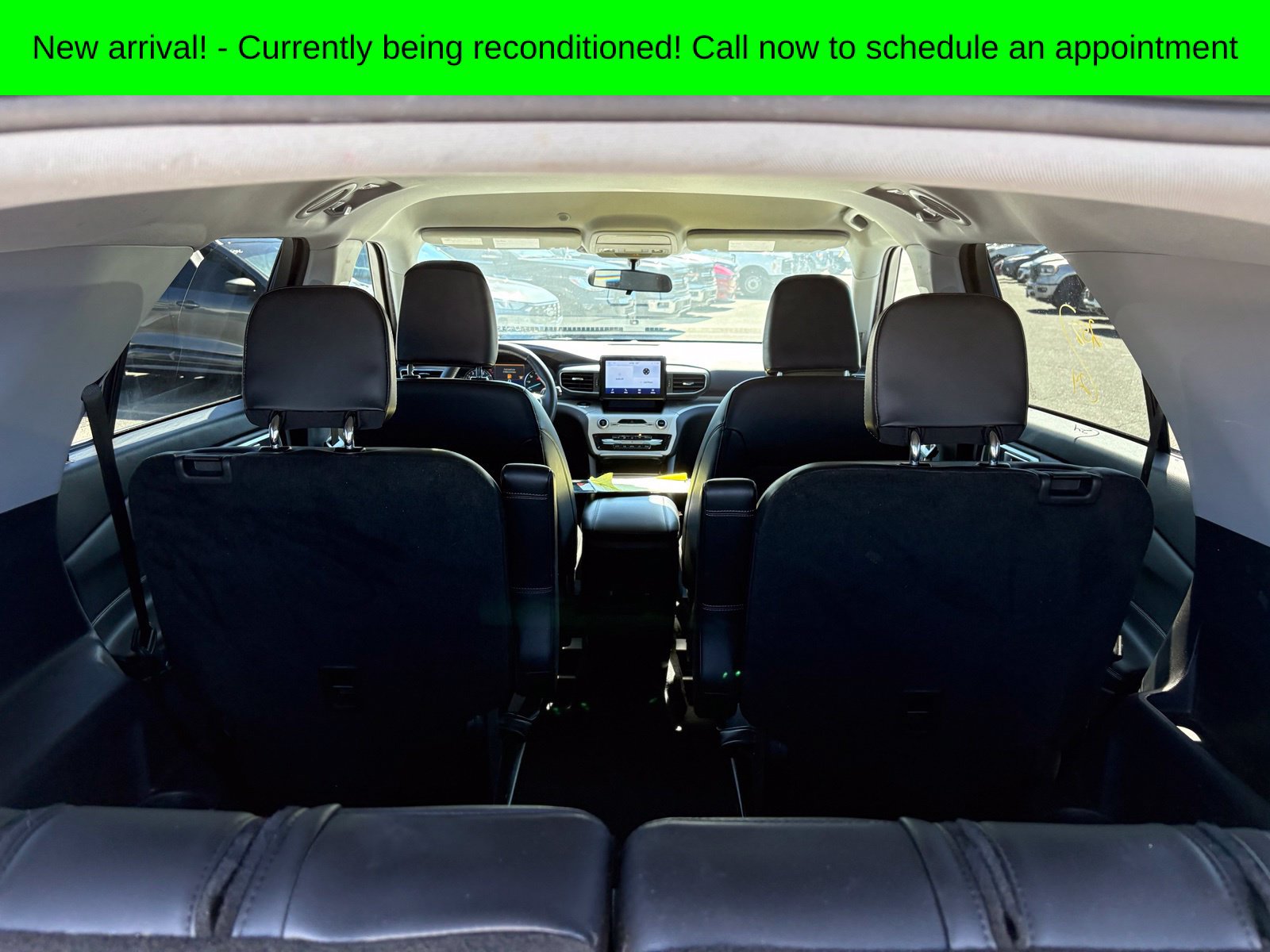 Used 2024 Ford Explorer XLT w/ Equipment Group 202A AWD/4WD image 7