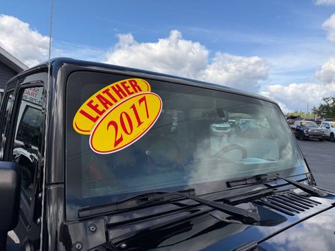 Used 2017 Jeep Wrangler Unlimited Sahara AWD/4WD image 58
