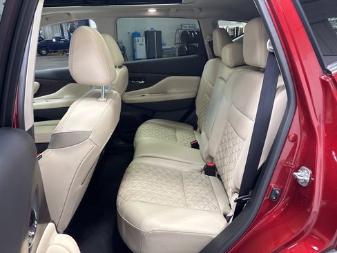 Used 2024 Nissan Murano Platinum w/ Cargo Package image 28