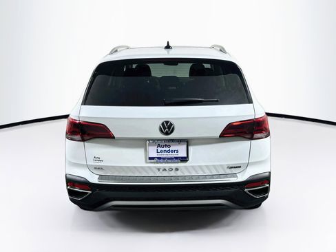 Used 2024 Volkswagen Taos SEL AWD/4WD image 6