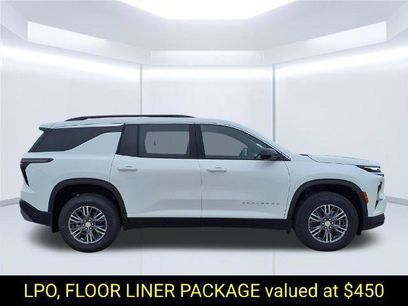 New 2027 Chevrolet Traverse LT w/ LPO, Floor Liner Package