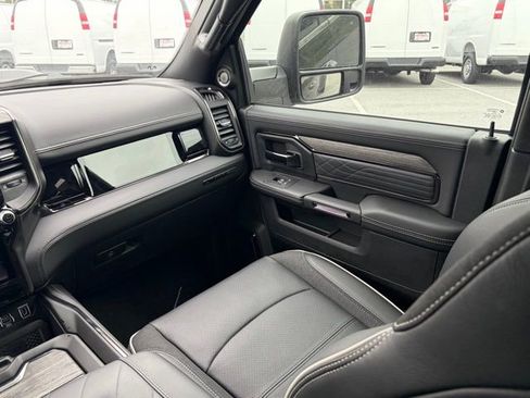 New 2026 RAM 3500 Limited AWD/4WD image 37
