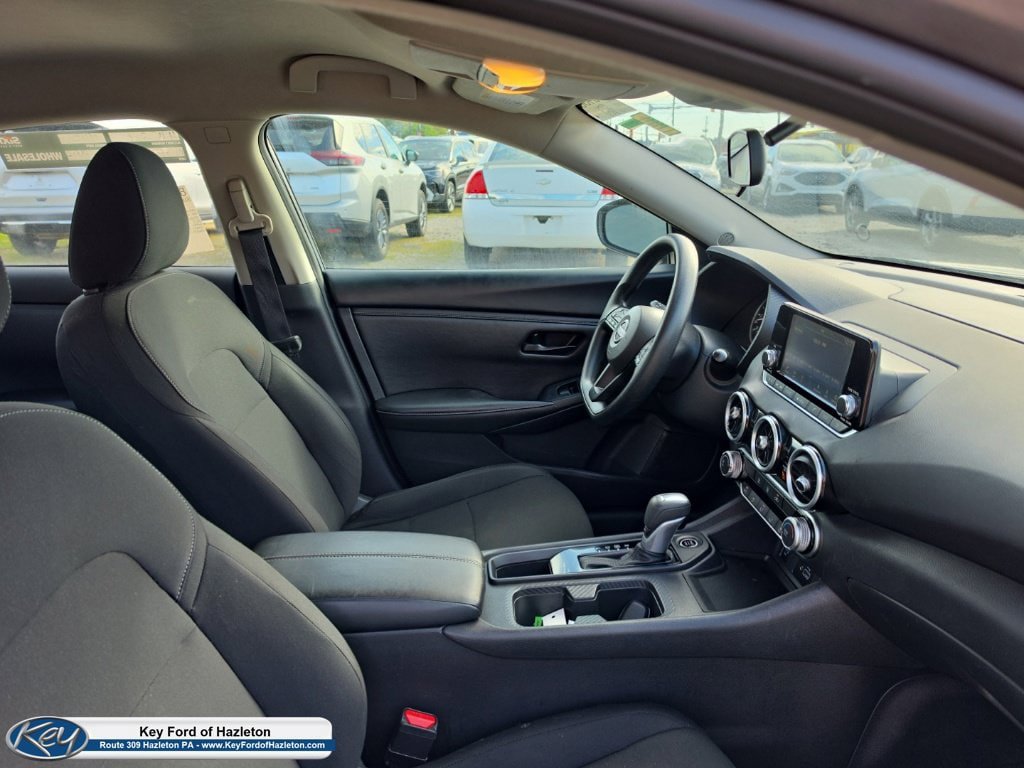 Used 2025 Nissan Sentra S FWD image 16