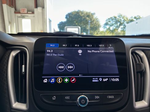 Used 2024 Chevrolet Malibu LT image 19