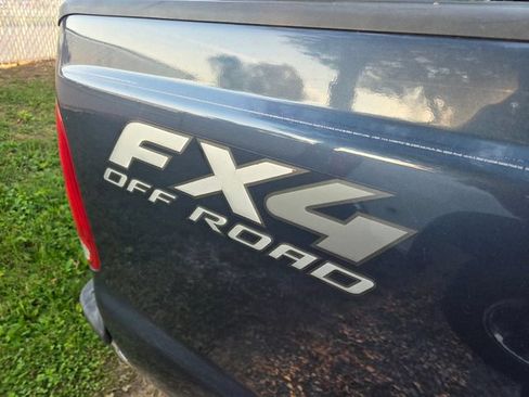 Used 2006 Ford F250 XLT AWD/4WD image 5