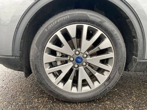 Used 2022 Ford Escape Titanium AWD/4WD image 22